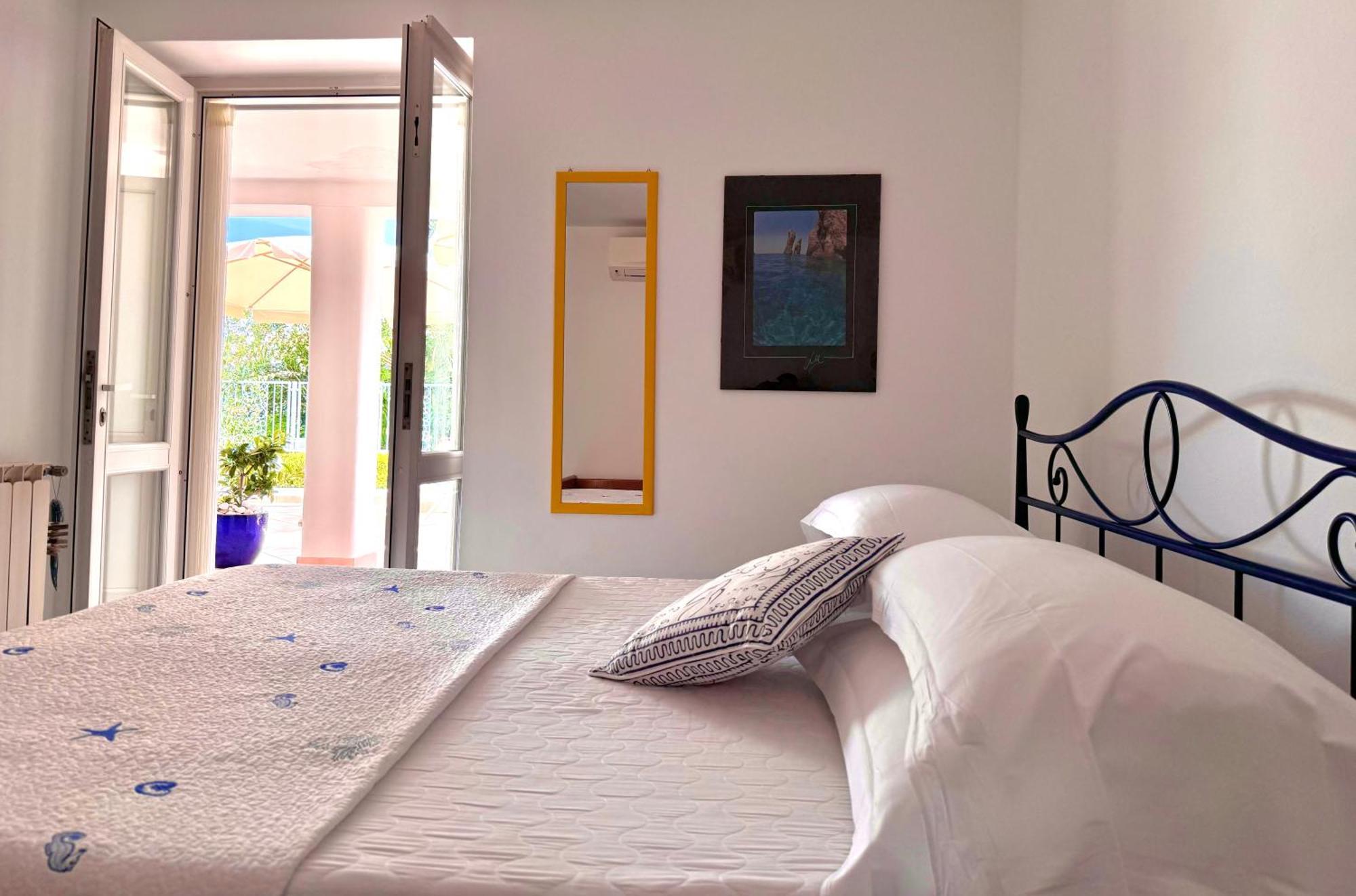 Aparthotel Ponzasmeralda Le Forna Ponza