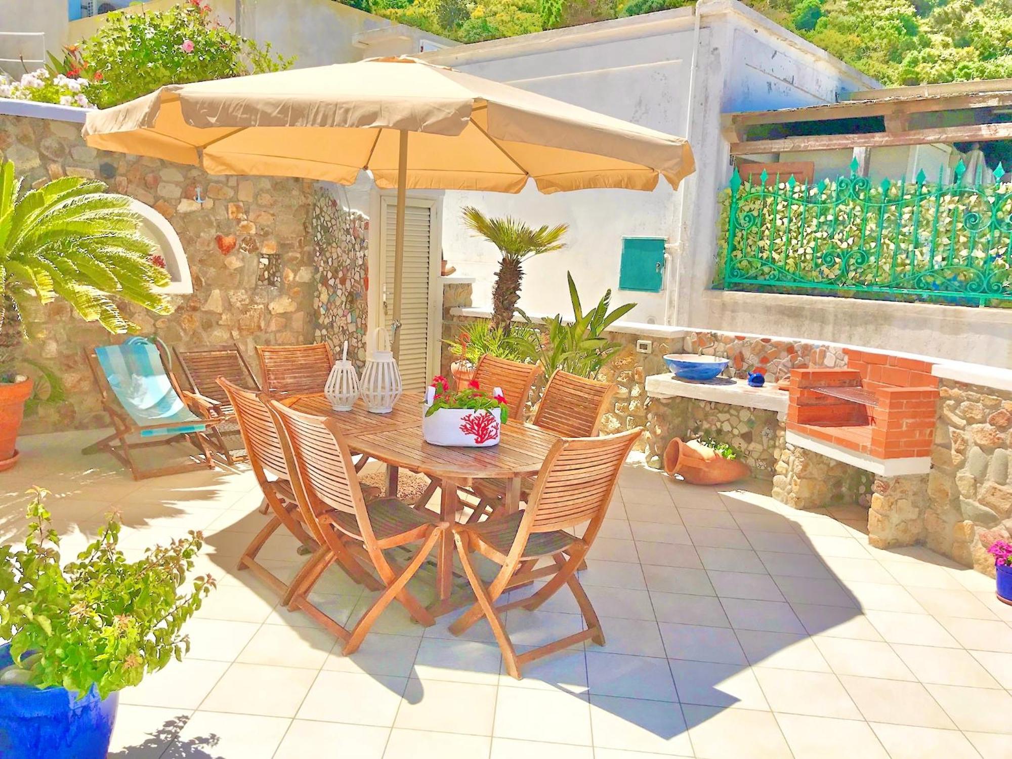 Ponzasmeralda Le Forna Aparthotel *